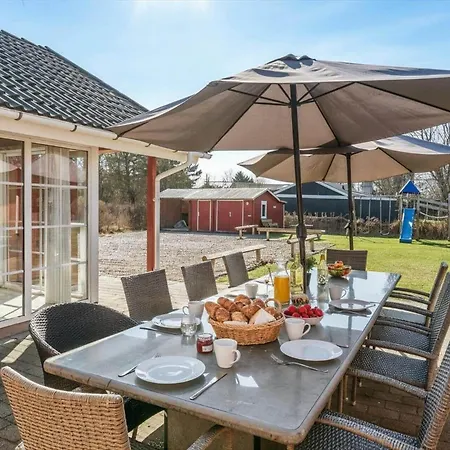 Ve193-vejers-strand-engesovej-1 度假居 瓦伊厄斯斯特兰德